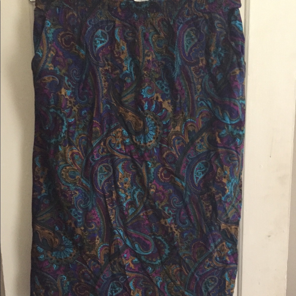 Plus size midi skirt
